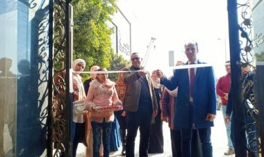 افتتاح أول معرض فنون تشكيلية للفنانة الصماء بقصر ثقافة بنها ⁦