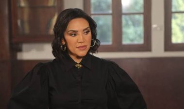 تشييع جثمان والد مي فاروق من مسجد الحصري