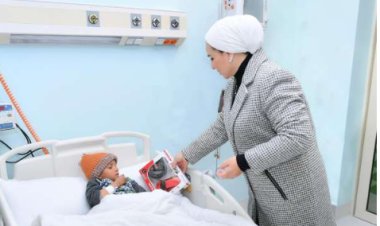 انتصار السيسي من داخل مستشفى الأورمان: سعدت بالزيارة.. وإشادة عظيمة لجهود الأطباء