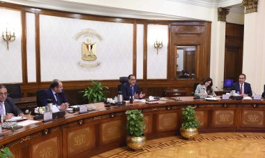 جهود إعداد استراتيجية تنمية الصناعة على طاولة «مدبولي»