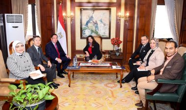 وزيرة الهجرة تستقبل السفير الكازاخي بالقاهرة لتعزيز سبل التعاون بين البلدين