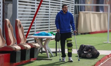 كريم فؤاد يبدأ أولى جلسات العلاج بعد جراحة الرباط الصليبي