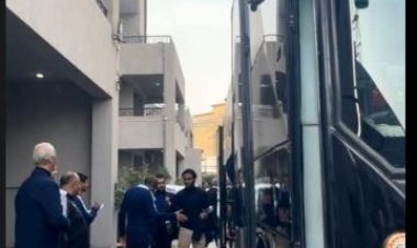 الأهلي يتحرك لمطار القاهرة استعدادًا للسفر إلي المغرب | فيديو