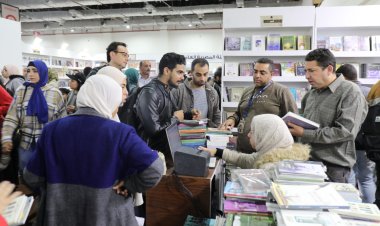 هيئة الكتاب الأعلى مبيعًا في أول أيام معرض القاهرة الدولي بدورته الـ54