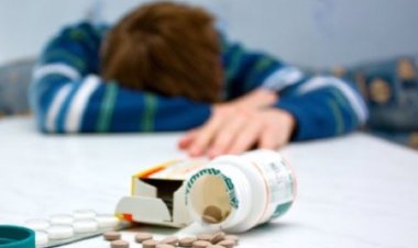 مدير صندوق مكافحة وعلاج الإدمان: عزلة الابناء العصبية وتغير الأصدقاء مؤشر على تعاطي المخدرات