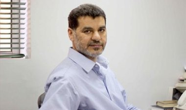 إبراهيم منصور لـ«العاصمة»: أغلب أعضاء «مجلس الصحفيين» لا يهمهم سوى «المناصب» 