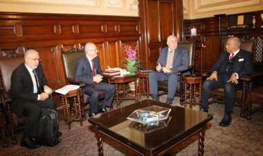 وزير الزراعة يبحث مع رئيس جهاز التجارة الداخلية توسعة نشاط البورصة المصرية