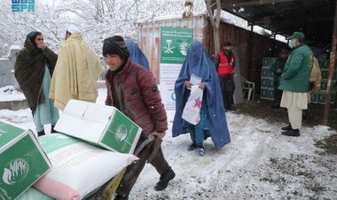 مركز الملك سلمان للإغاثة يوزع 500 سلة غذائية بأفغانستان