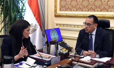 «مدبولي»  يبحث مع وزيرة التعاون الدولى عددا من ملفات عمل الوزارة