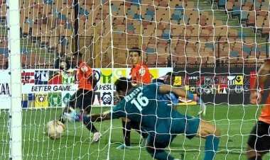 المحلة يخطف تعادلا ثمينا من البنك الأهلي في الدوري الممتاز