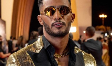 إلزام محمد رمضان بدفع 300 ألف جنيه بتهمة سب وقذف عمرو أديب