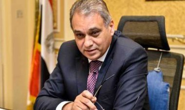 وزير شئون المجالس النيابية: الحكومة تدعم الفلاح ونرفض وصفها بأنها «سمسار»
