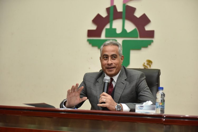 وزيرالقوى العاملة يشهد حلف اليمين القانونية لـ72 مفتشاً جديداً لعلاقات العمل والسلامة والصحة المهنية
