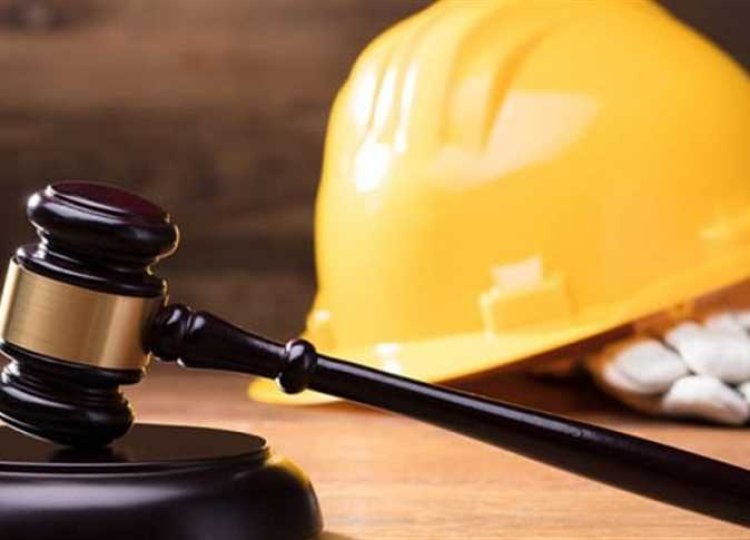 مفاجآت قانون العمل الجديد.. إجازة أبوة لأول مرة بالتاريخ وتحويل العقد المؤقت لدائم