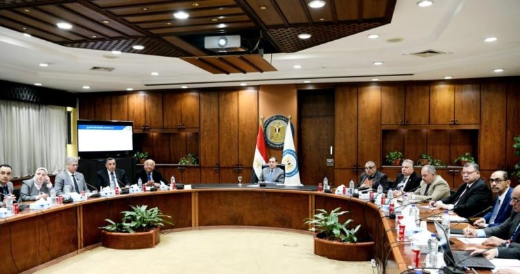 وزير البترول: الملا: المشروعات البترولية الجديدة ركيزة أساسية لزيادة الإنتاج المحلي