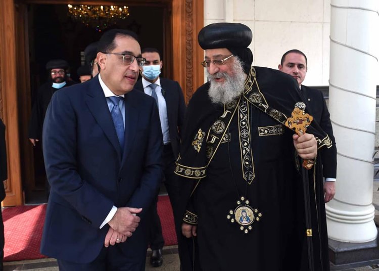 رئيس الوزراء يهنئ البابا تواضروس الثاني بعيد الميلاد المجيد