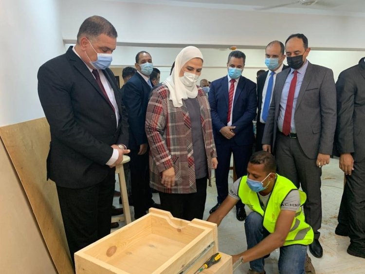 وزيرة التضامن: تدريب 12 ألف متعافى من الإدمان على حرف مهنية يحتاجها سوق العمل