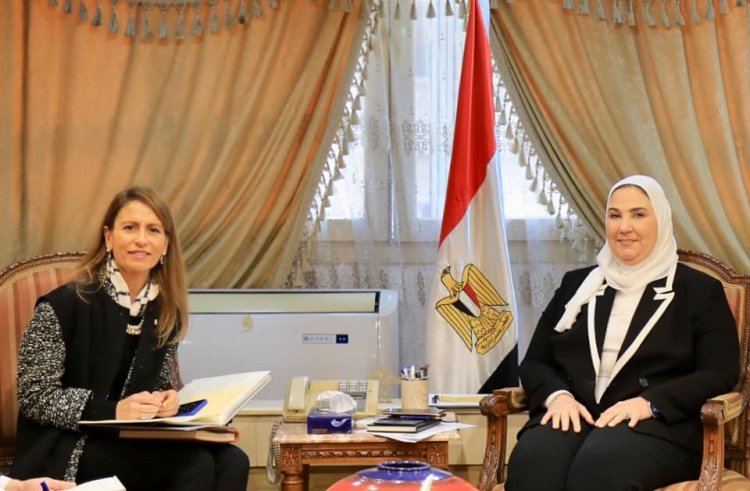 وزيرة التضامن تستقبل مدير المكتب الإقليمي للعلوم التابع لليونسكو في الدول العربية
