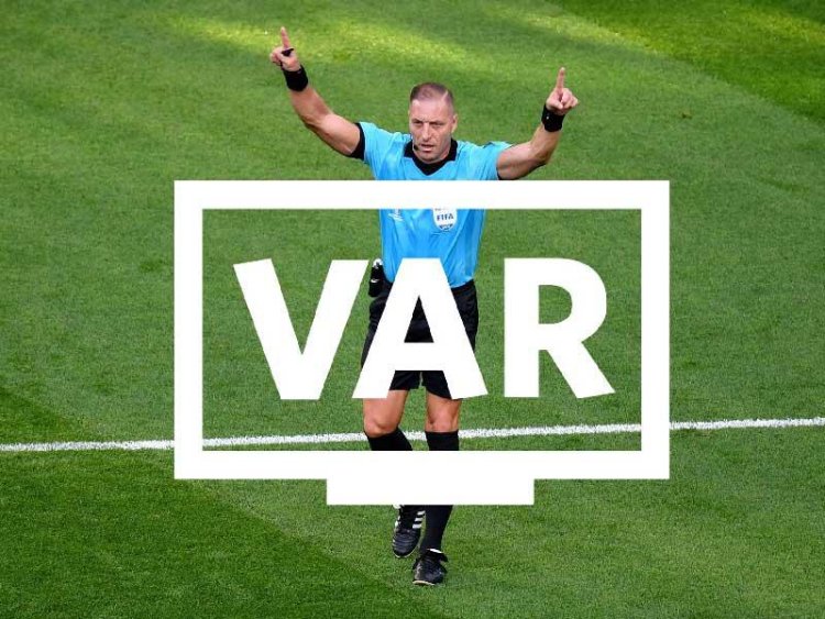 الفيفا يعتمد تطبيق نظام جديد لـ"VAR" في كأس العالم للأندية