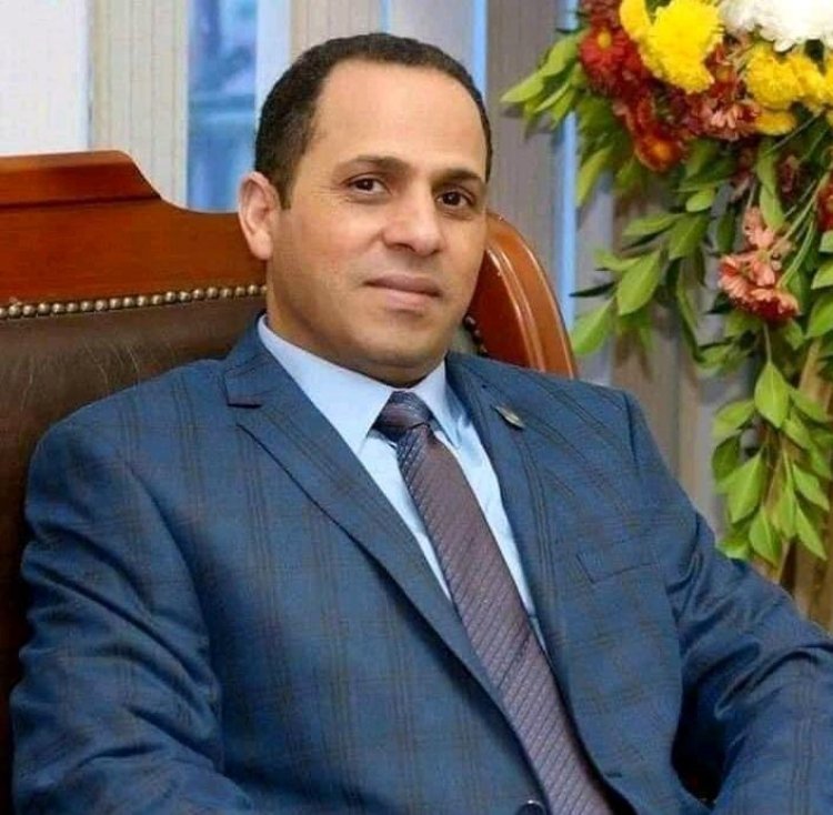 «بتهمة الرشوة».. السجن 15 سنة وغرامة 2 مليون جنيه لـ رئيس جامعة دمنهور المعزول