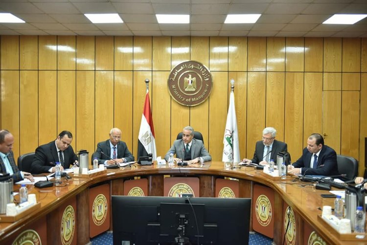 وزير القوى العاملة يرأس أول اجتماع للوحدة المركزية لتدريب وتشغيل ورعاية ذوي الإعاقة