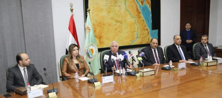 وزارة الزراعة والتحالف الوطني يوقعان برتوكول تعاون لدعم المزراعين