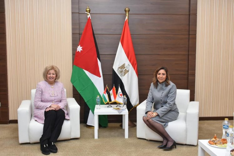 نيفين الكيلاني: اختيار الأردن ضيف شرف المعرض تتويجا للعلاقات الثقافية الممتدة بين البلدين.