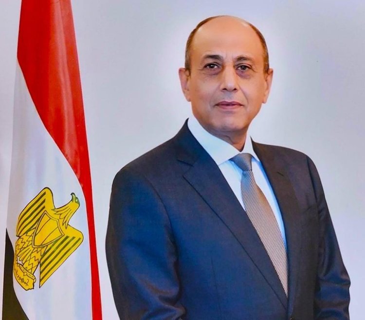وزارة الطيران تكشف حقيقة بيع شركة مصر للطيران