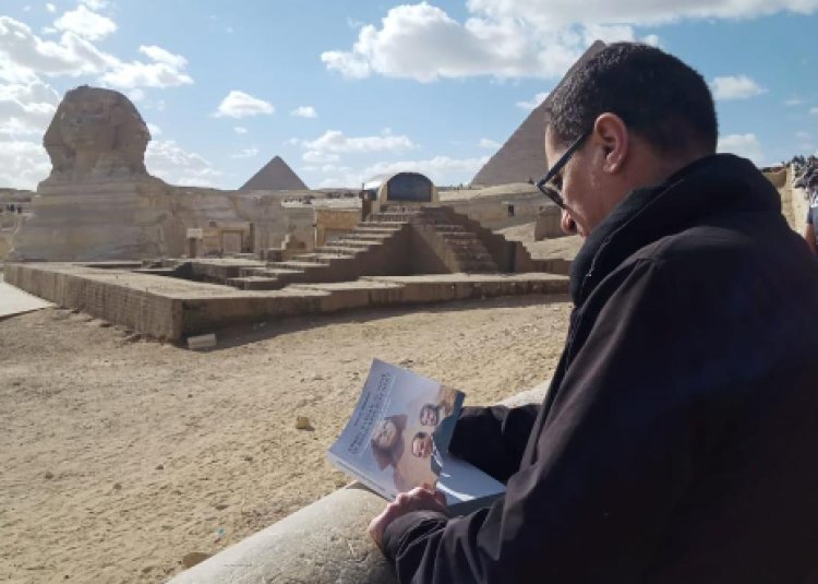 الفرنسي رولان لومبارتي مؤلف كتاب "السيسي بونابرت مصر".. يزور أهرامات الجيزة