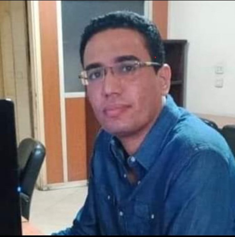 الصحفي عرفة محمد يحصد جائزة الصحافة الثقافية
