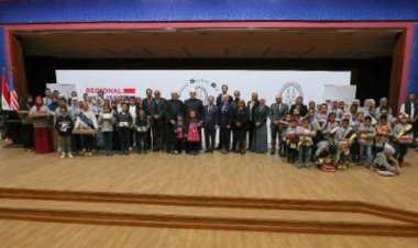 سفارة الولايات المتحدة ومعاهد الأزهر يحتفلون بـ«نحلة التهجي»