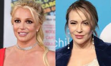 المغنية بريتني سبيرز تتهم الممثلة أليسا ميلانو بـ«التنمر».. ماذا حدث؟