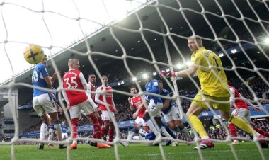 إيفرتون يُسقط آرسنال متصدر الدوري الإنجليزي