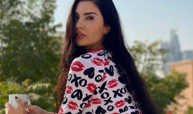 «أسود مكشوف».. لاميتا فرنجيه تستعرض أنوثتها بجلسة تصوير جريئة