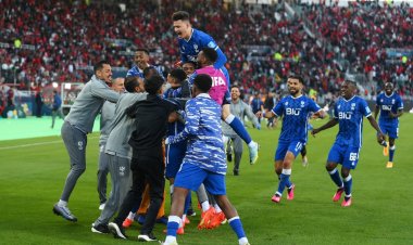 الهلال يتجاوز الوداد ويبلغ نصف نهائي مونديال الأندية