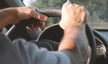 جدد رخصة قيادة سيارتك لمدة 10 سنوات.. اعرف الأوراق المطلوبة والرسوم والخطوات