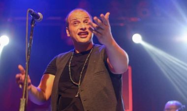 وائل الفشني:  «ورثت صوتي من أمي» (فيديو)