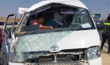 مصرع شخصين مجهولين وإصابة 9 أشخاص في حادث إنقلاب ميكروباص