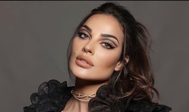 قبل يدها وركع.. نادين نجيم تعلق على تقدم حبيبها لخطوبتها