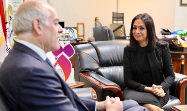 حول تمكين المرأة.. تفاصيل لقاء مايا مرسى مع سفير أستراليا بالقاهرة