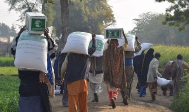 مركز الملك سلمان للإغاثة يُوزّع سلال غذائية في منطقتي سانقر وجامشرو بإقليم السند بباكستان