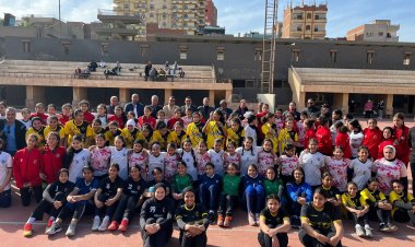 وكيل الشباب والرياضة بالشرقية ورئيس الإتحاد  يشهدان تصفيات المرحلة الثانية لناشئات كرة اليد مواليد 2010