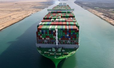 بلاغ للنائب العام ضد مروجي شائعة بيع قناة السويس