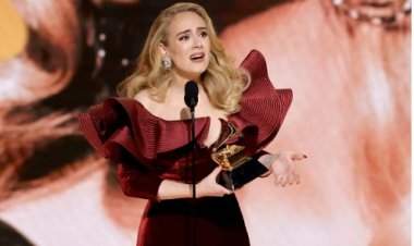 «adele» تفوز بجائزة أفضل أداء بـ Grammy 2023