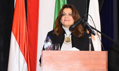 وزيرة الهجرة تلتقي أهالي محافظة المنوفية في لقاء جماهيري مفتوح للتوعية بمخاطر الهجرة غير الشرعية