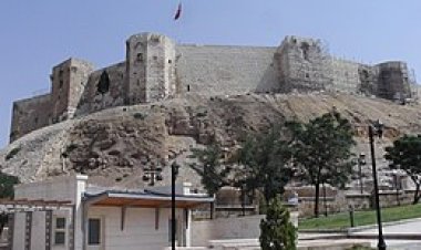 قصة دمار قلعة غازي عنتاب بسبب زلزال تركيا