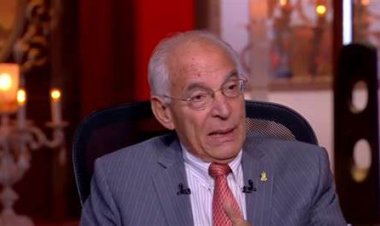 فاروق الباز: «اتساع البحر الأحمر سنويا سبب حدوث الزلازل»