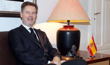 سفير إسبانيا بمصر عن مباراة الأهلى وريال مدريد: «الفوز للصداقة»