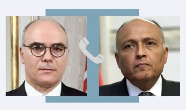 شكري يهنئ وزير خارجية  تونس الجديد بمنصبه