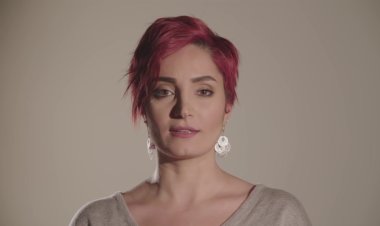 شاهد| مخرجة سورية تكشف عن مسلسل تنبأ بأحداث الزلزال